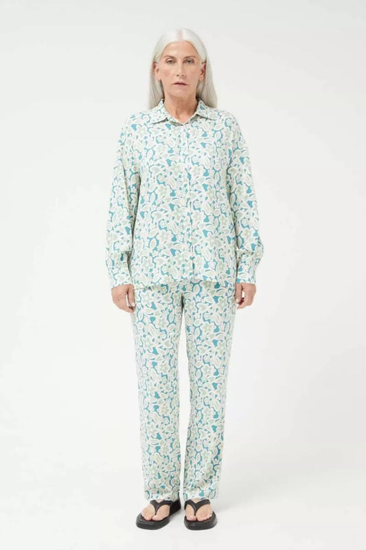 Compañia Fantastica Camisa Mujer Azul Flores Who killed Bambi?