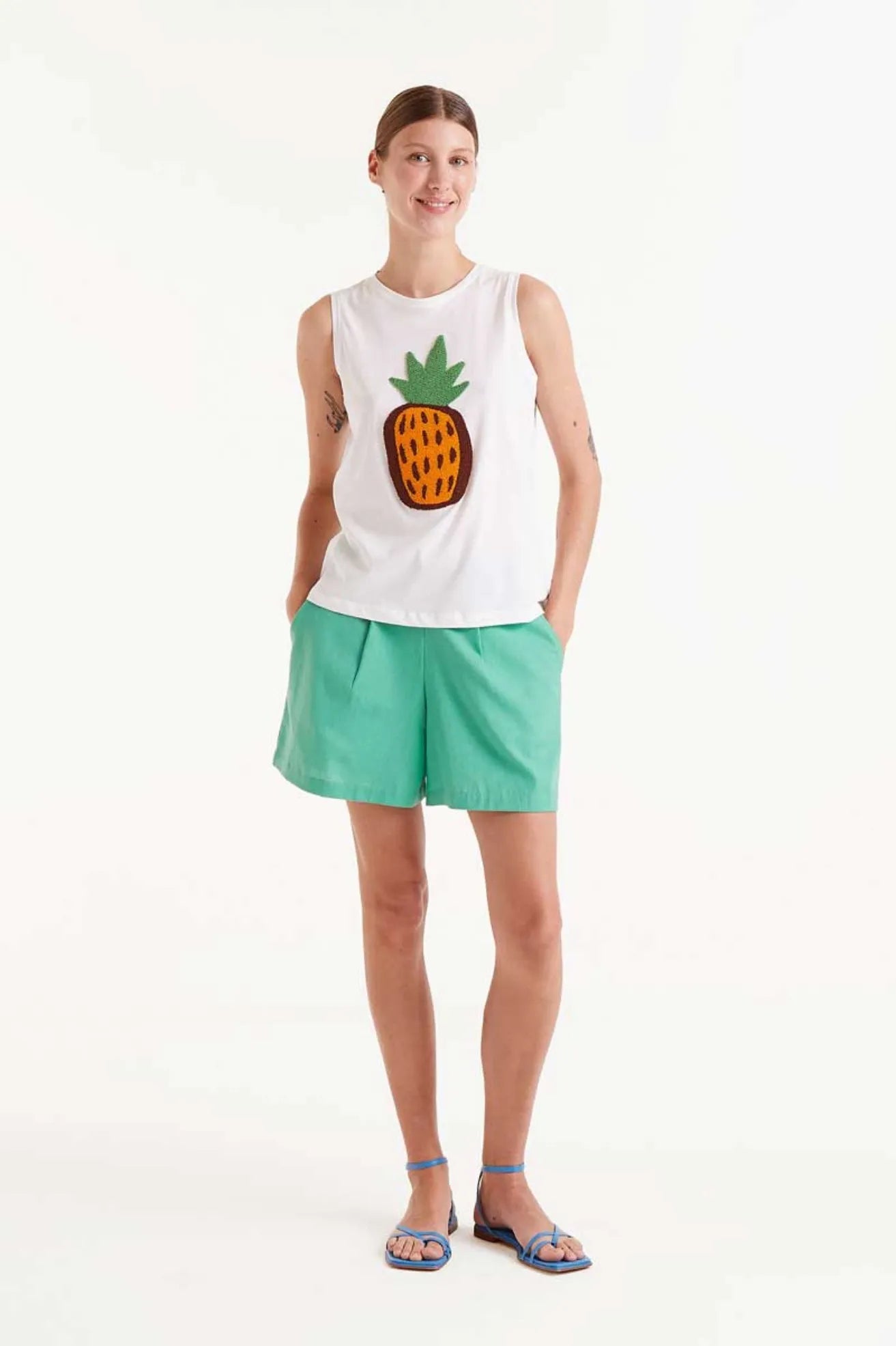 Compañia Fantastica Shorts Mujer Botones Verdes Who killed Bambi?