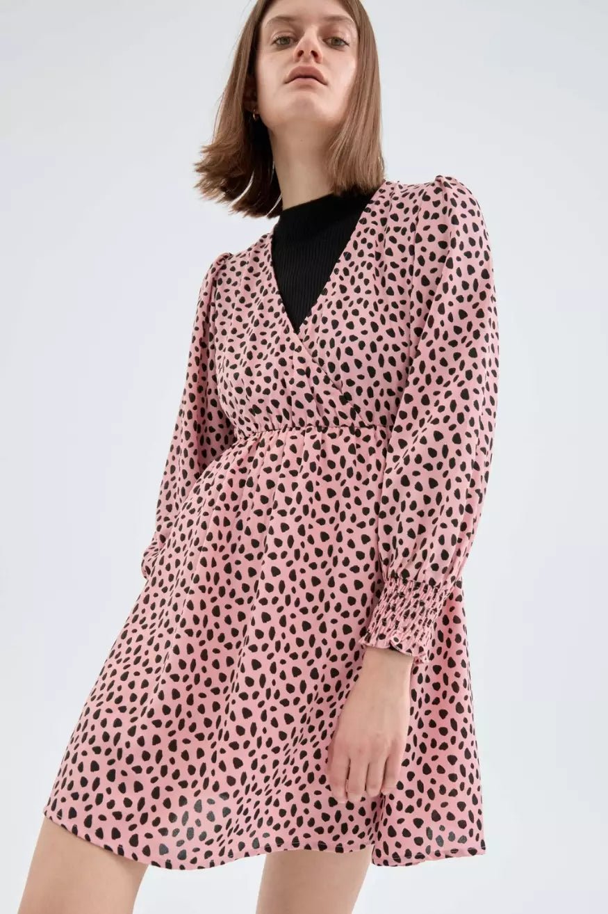 Compañia Fantastica Vestido Corto Cruzado Lunares Rosa Who killed Bambi?