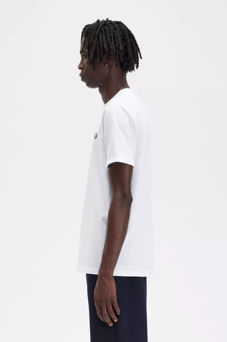 Fred Perry Camiseta M3519 Blanca Hombre Who killed Bambi?