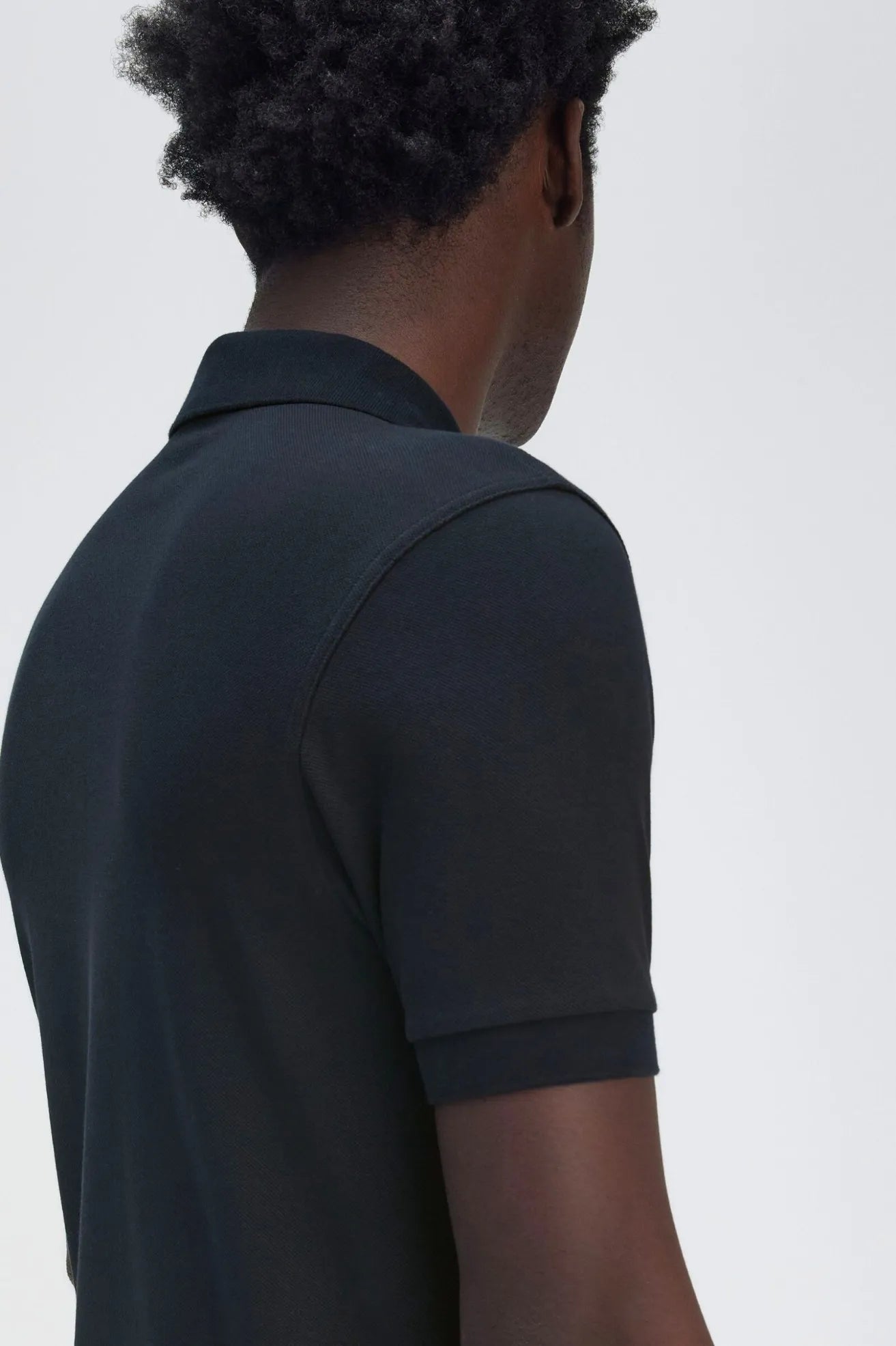 Fred Perry Polo Hombre M6000 Azul Y31 Who killed Bambi?