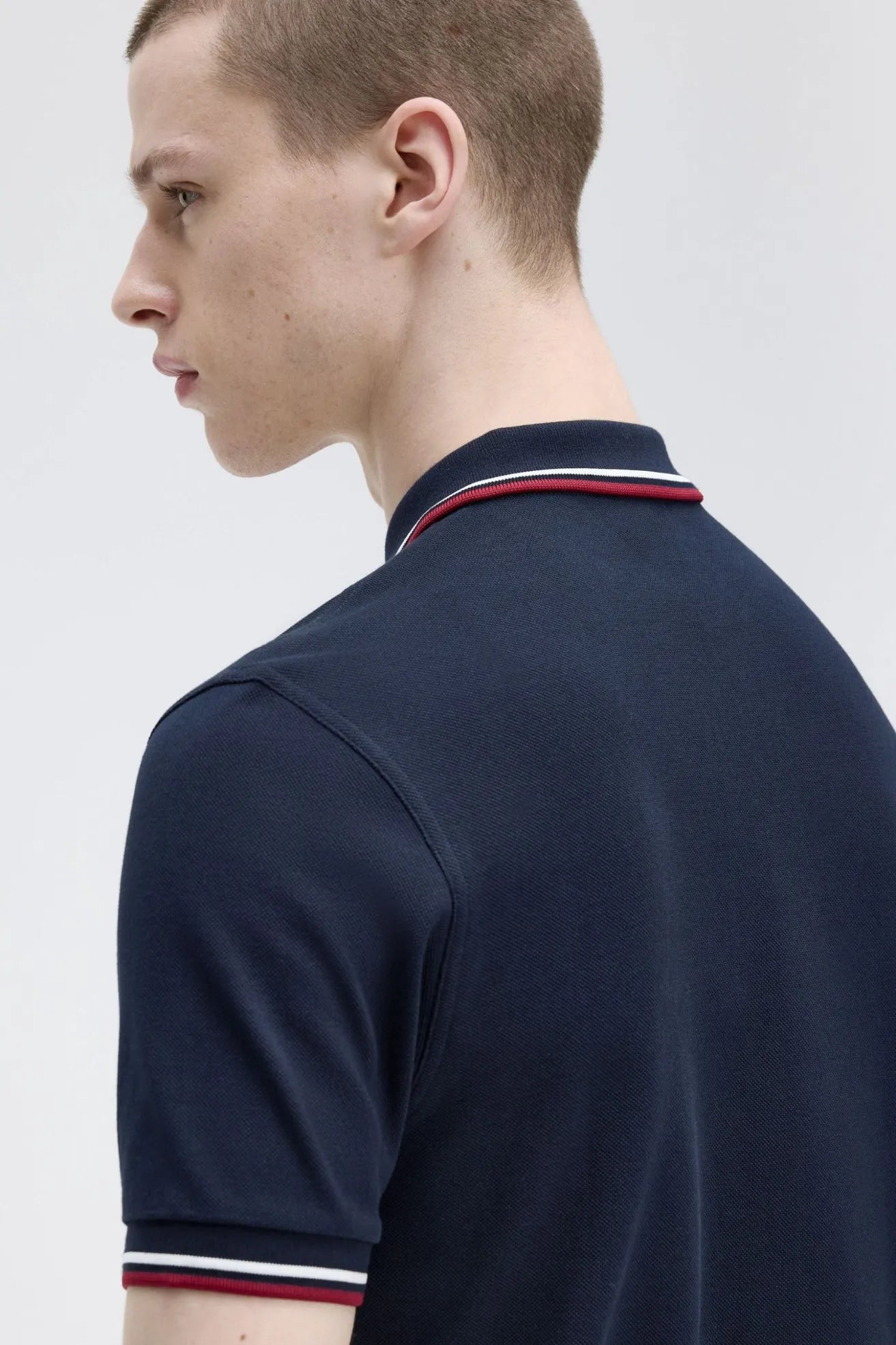 Fred Perry Polo M3600 Hombre Azul T55 Who killed Bambi?