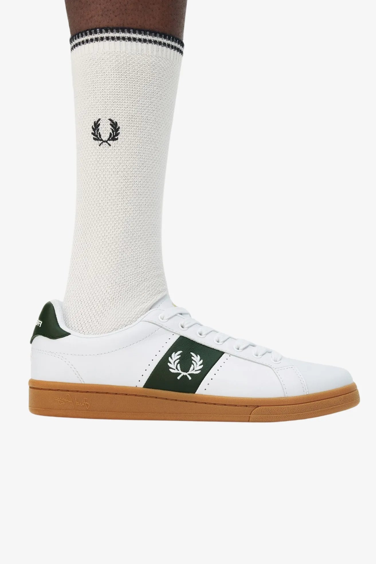 Fred Perry Zapatillas Hombre B9304 Blancas Who killed Bambi?