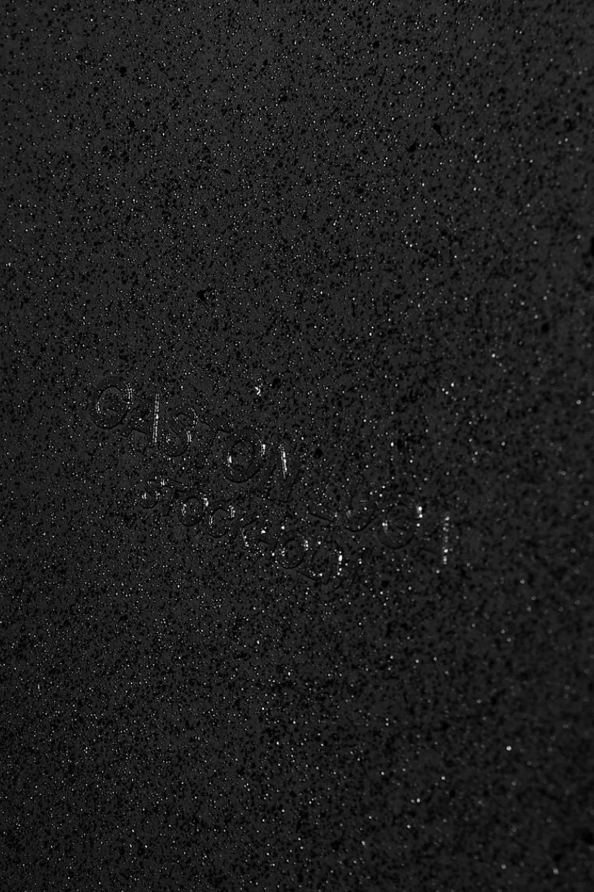 Gaston Luga Mochila Däsh Backpack 13" 14" Negra Who killed Bambi?