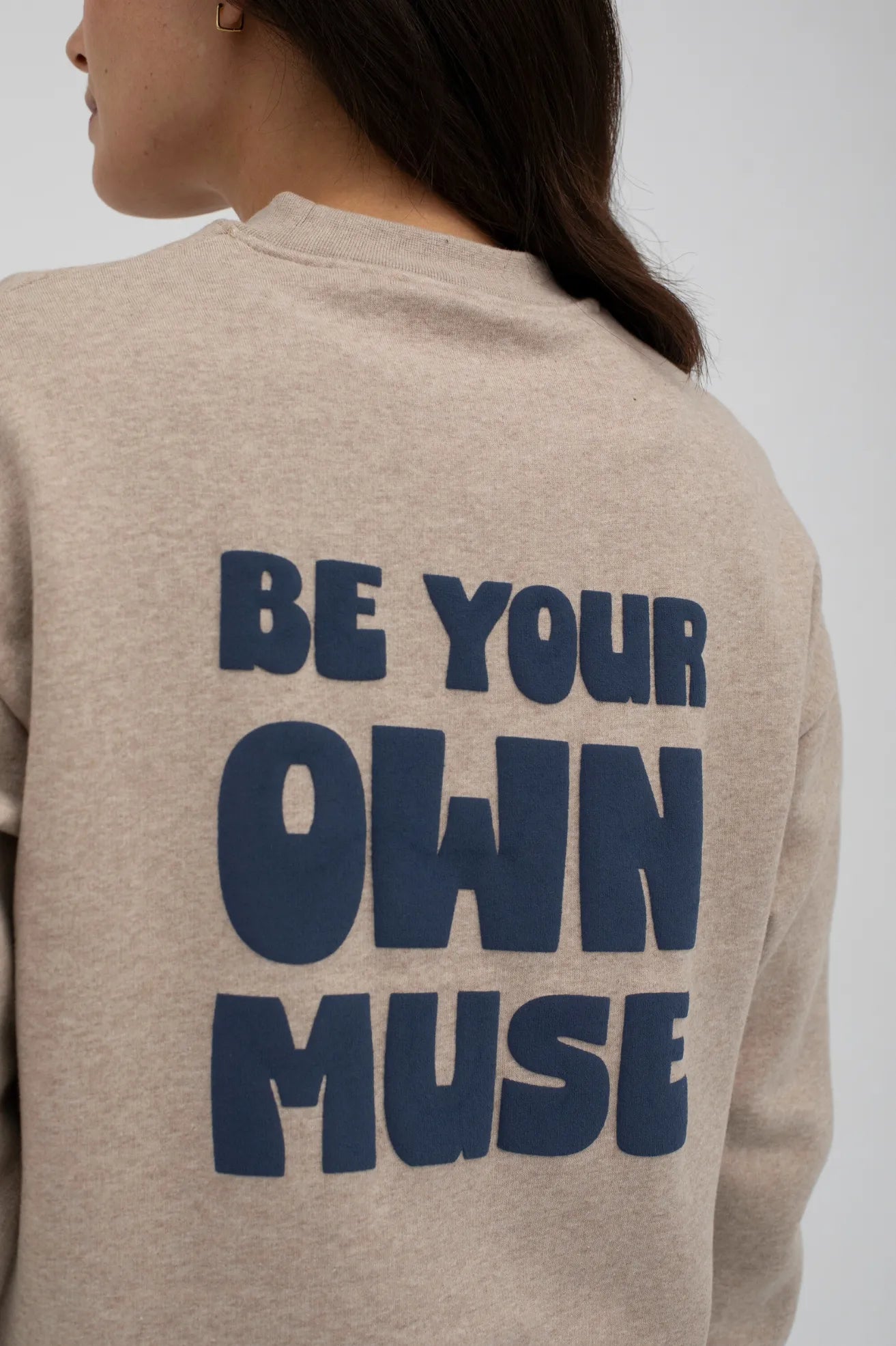 Mus & Bombon Sudadera Mujer Cimadevilla Beige Who killed Bambi?