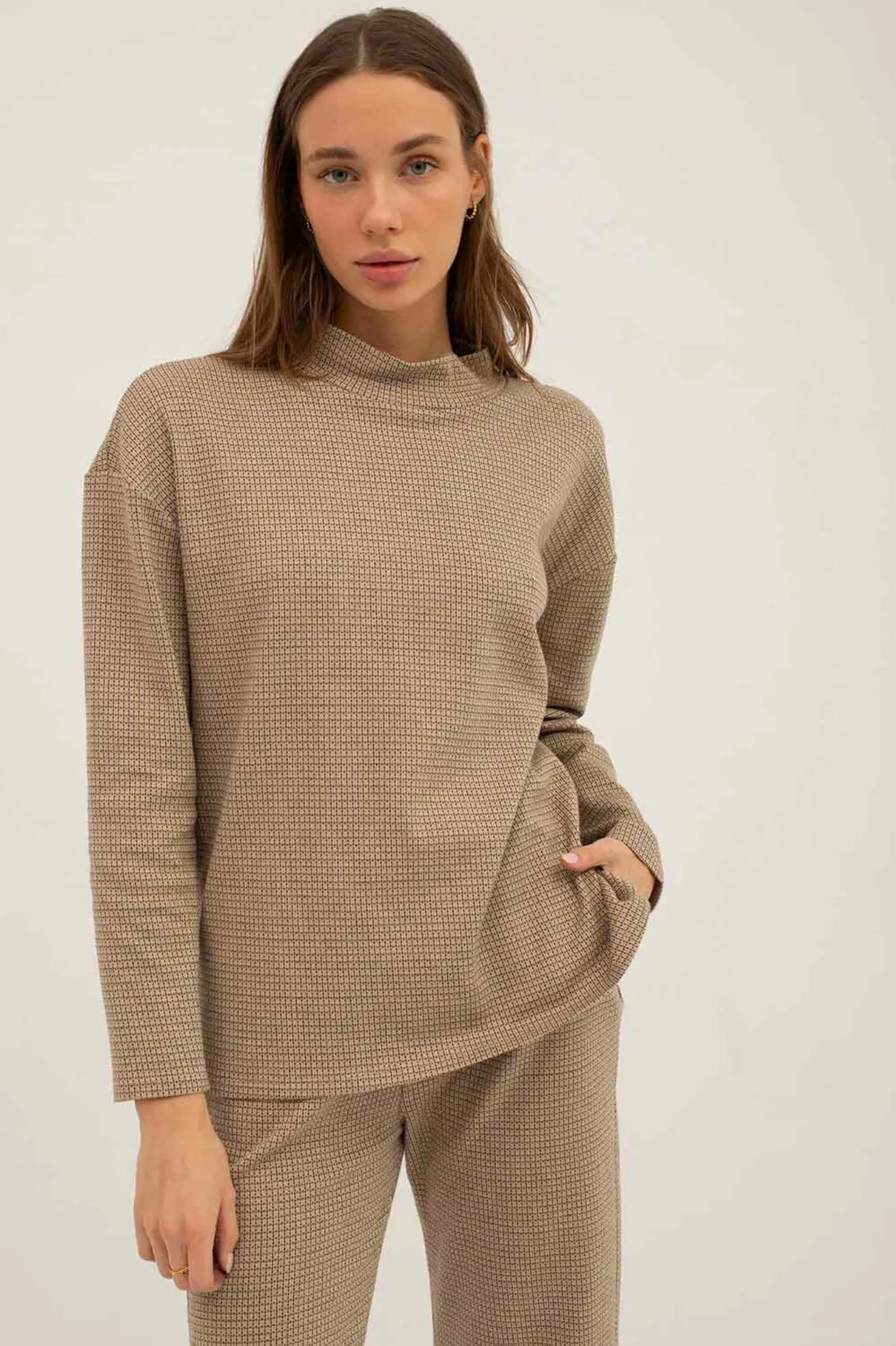 Mus Bombon Sudadera Mujer Cuello Alto Coina Cuadros Beige Who killed Bambi?