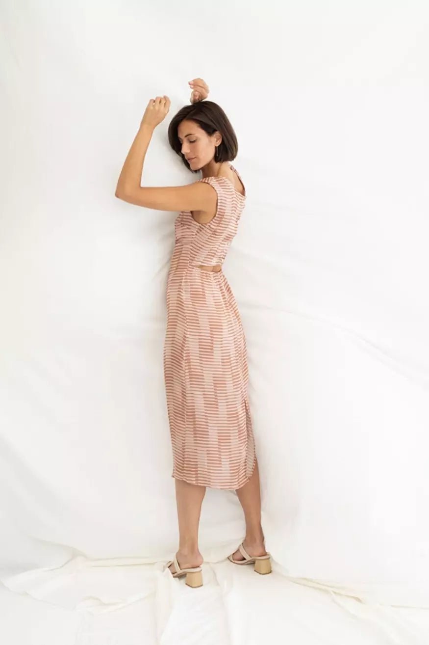 Mus Bombon Vestido Narai Mujer Rosa Who killed Bambi?