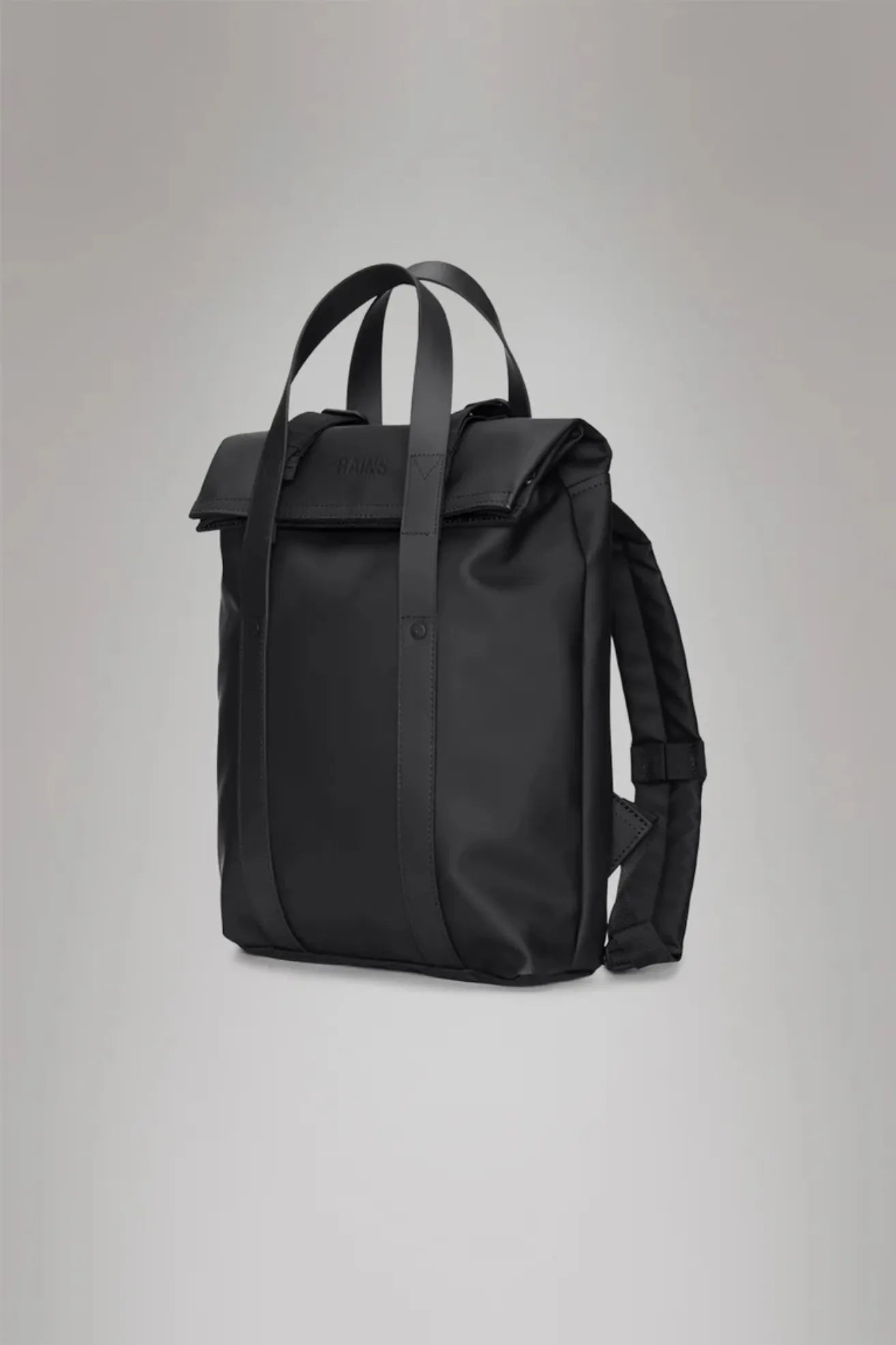 Rains Mochila 2 Way Tote Backpack Mini Negra Who killed Bambi?