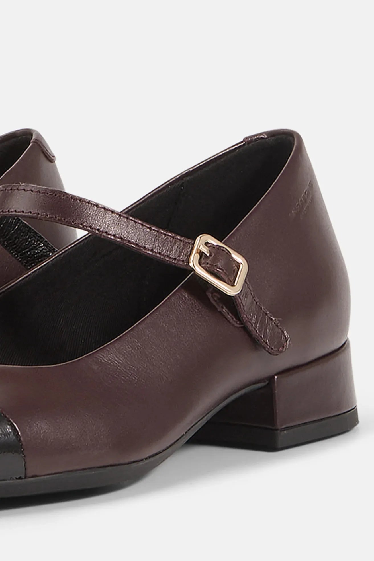 Vagabond Zapatos Bailarinas Mary Jane Debbi Cherry / Black Who killed Bambi?