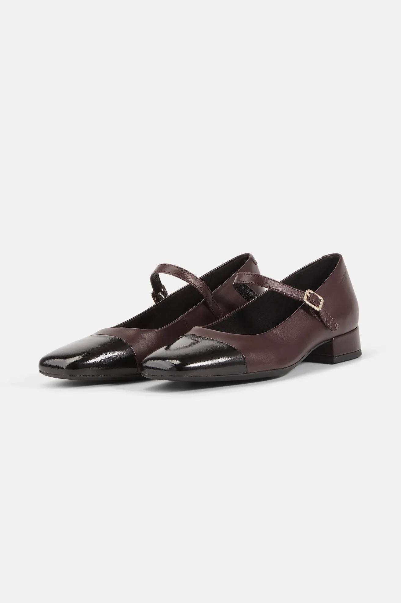 Vagabond Zapatos Bailarinas Mary Jane Debbi Cherry / Black Who killed Bambi?