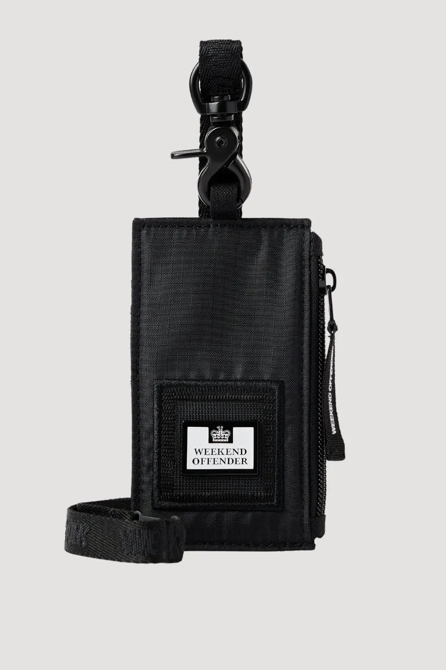 Weekend Offender Cartera Cinta Negra Who killed Bambi?