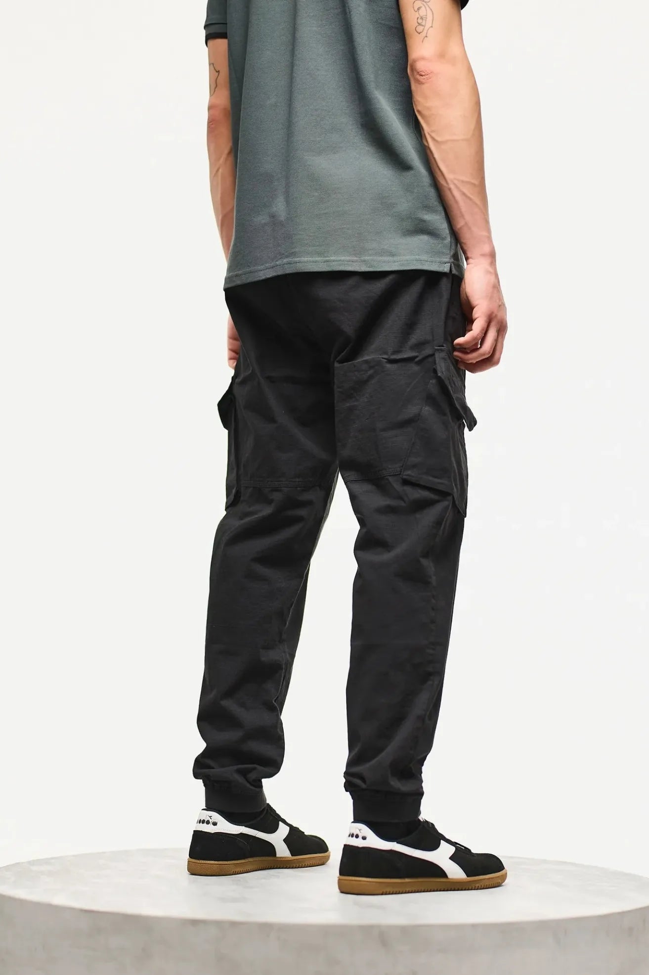 Weekend Offender Pantalón Hombre Cargo Pianemo Negro Who killed Bambi?