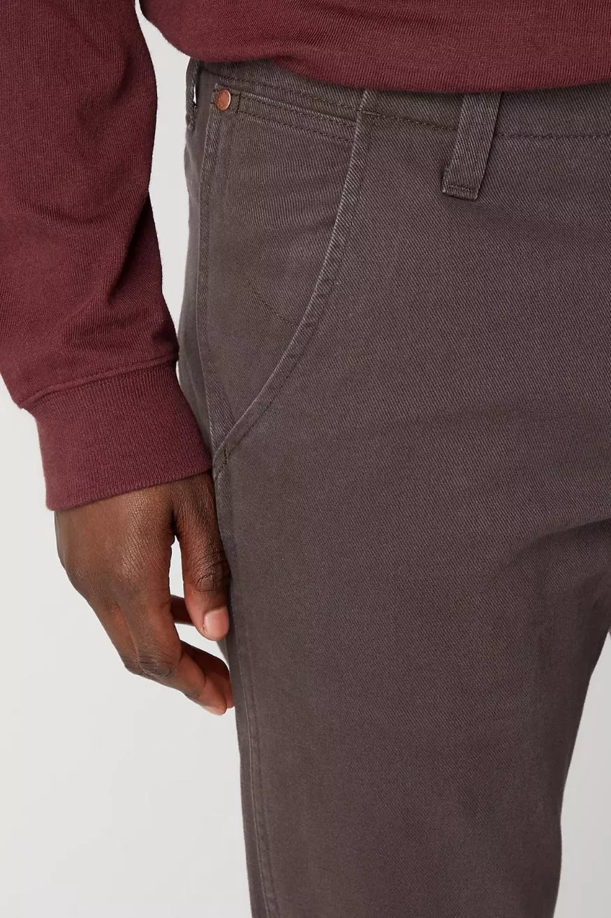 Wrangler Pantalón Hombre Casey Chino Marrón Who killed Bambi?