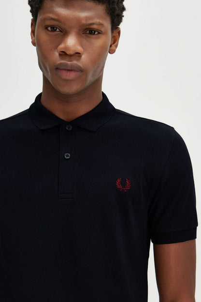 Fred Perry Polo Hombre M6000 Azul Logo Rojo