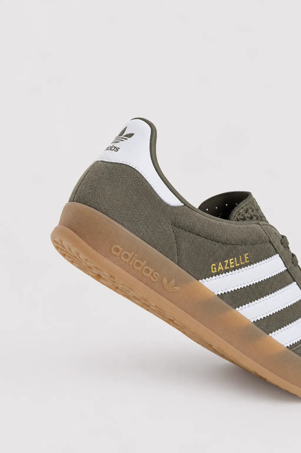 Adidas Zapatillas Hombre Gazelle Indoor Verde Oliva Who killed Bambi?