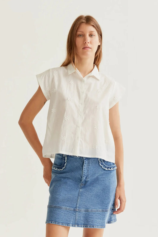 Compañia Fantastica Camisa Mujer Bordado Flores Blanca Who killed Bambi?