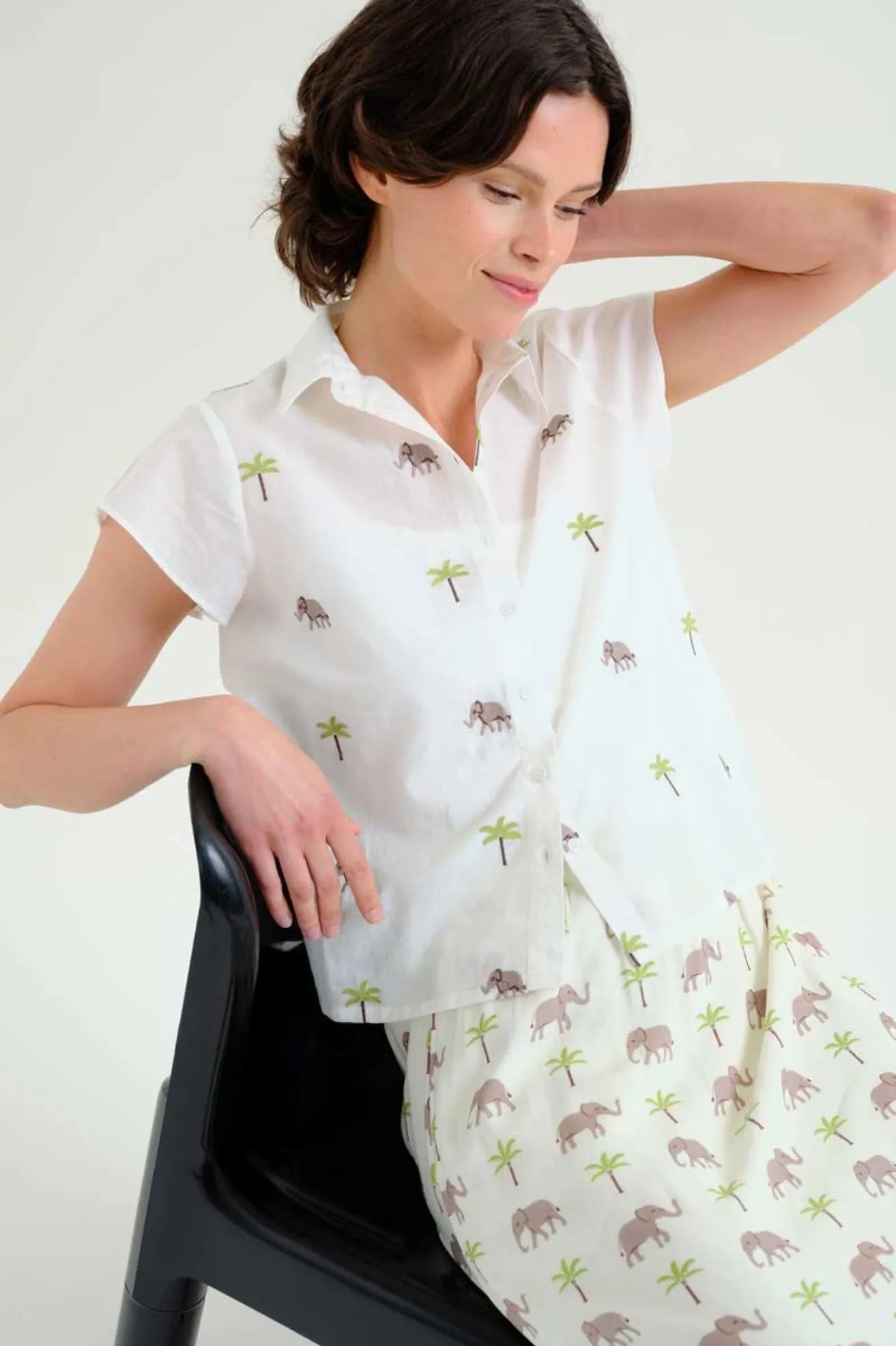 Compañia Fantastica Camisa Mujer Elefantes y Palmeras Who killed Bambi?