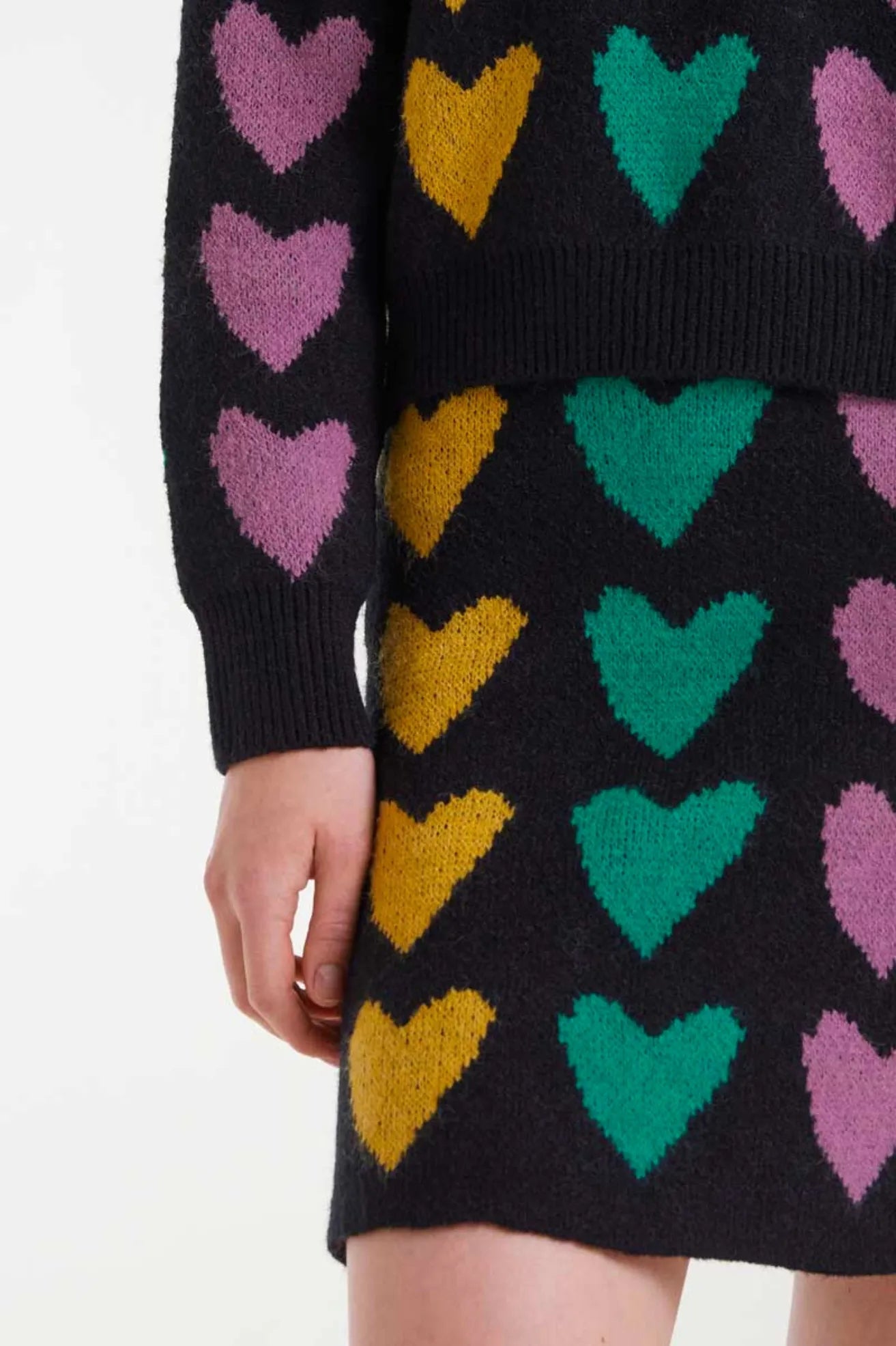 Compañia Fantastica Falda Corazones Who killed Bambi?