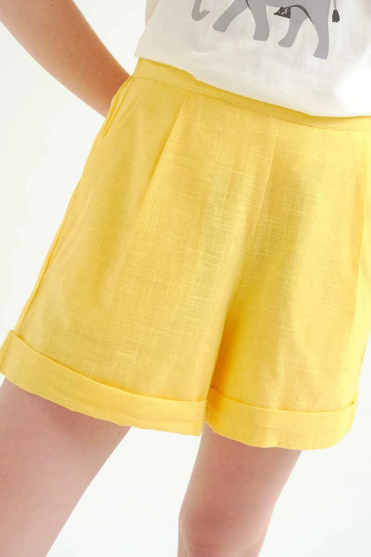 Compañia Fantastica Shorts Mujer Amarillos Who killed Bambi?
