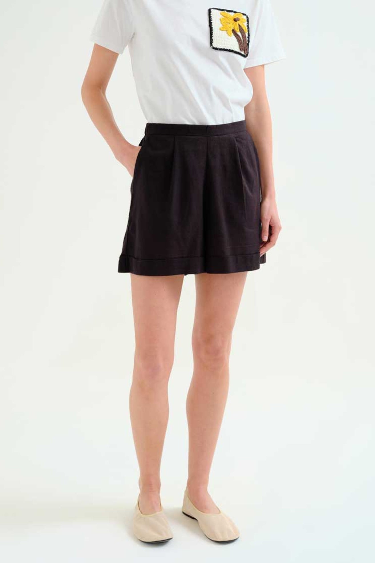 Compañia Fantastica Shorts Mujer Negros Who killed Bambi?