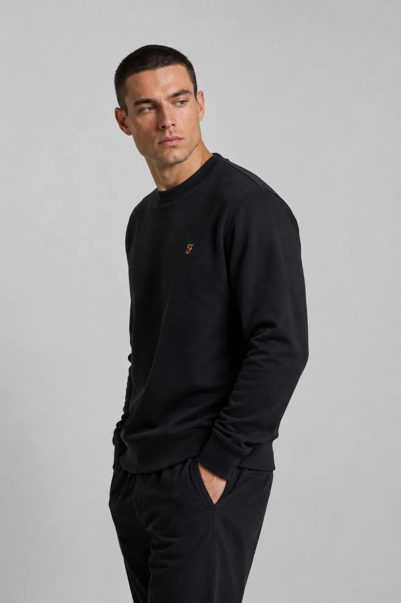 Farah Sudadera Hombre Negra Who killed Bambi?