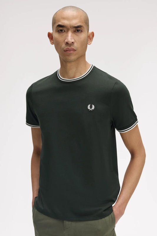 Fred Perry Camiseta Hombre Ribetes Verde T50 Who killed Bambi?