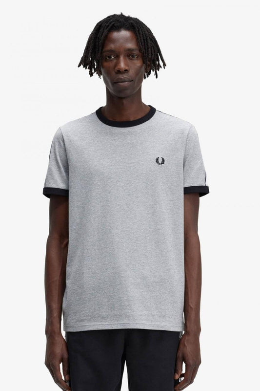 Fred Perry Camiseta Hombre Ringer Gris Who Killed Bambi?