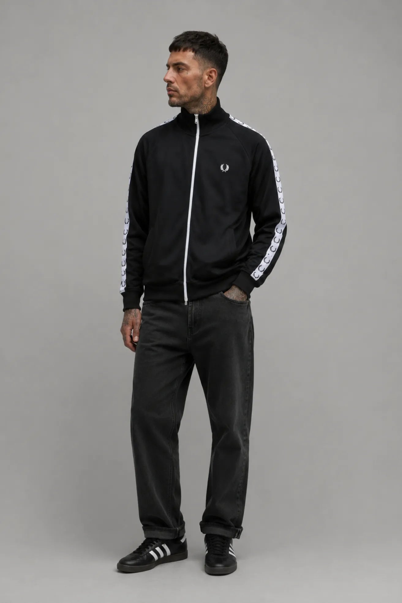 Fred Perry Chaqueta Hombre Chándal Cinta Negra Who killed Bambi?