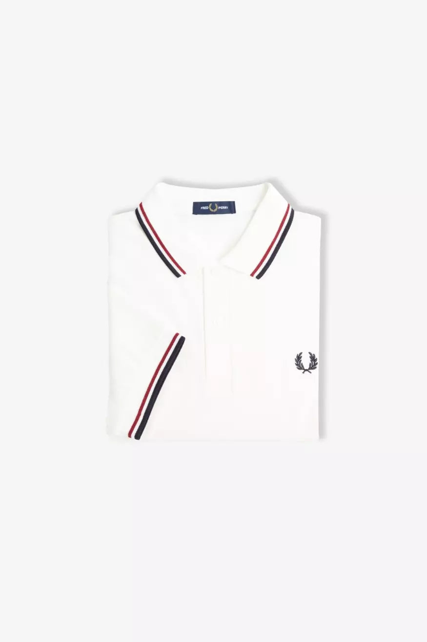 Fred Perry Polo Hombre Blanco Ribetes Rojos y Azules Who killed Bambi?