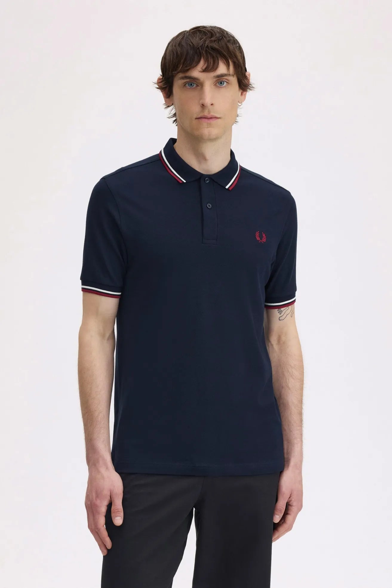 Fred Perry Polo Hombre M3600 Azul T55 Who killed Bambi?