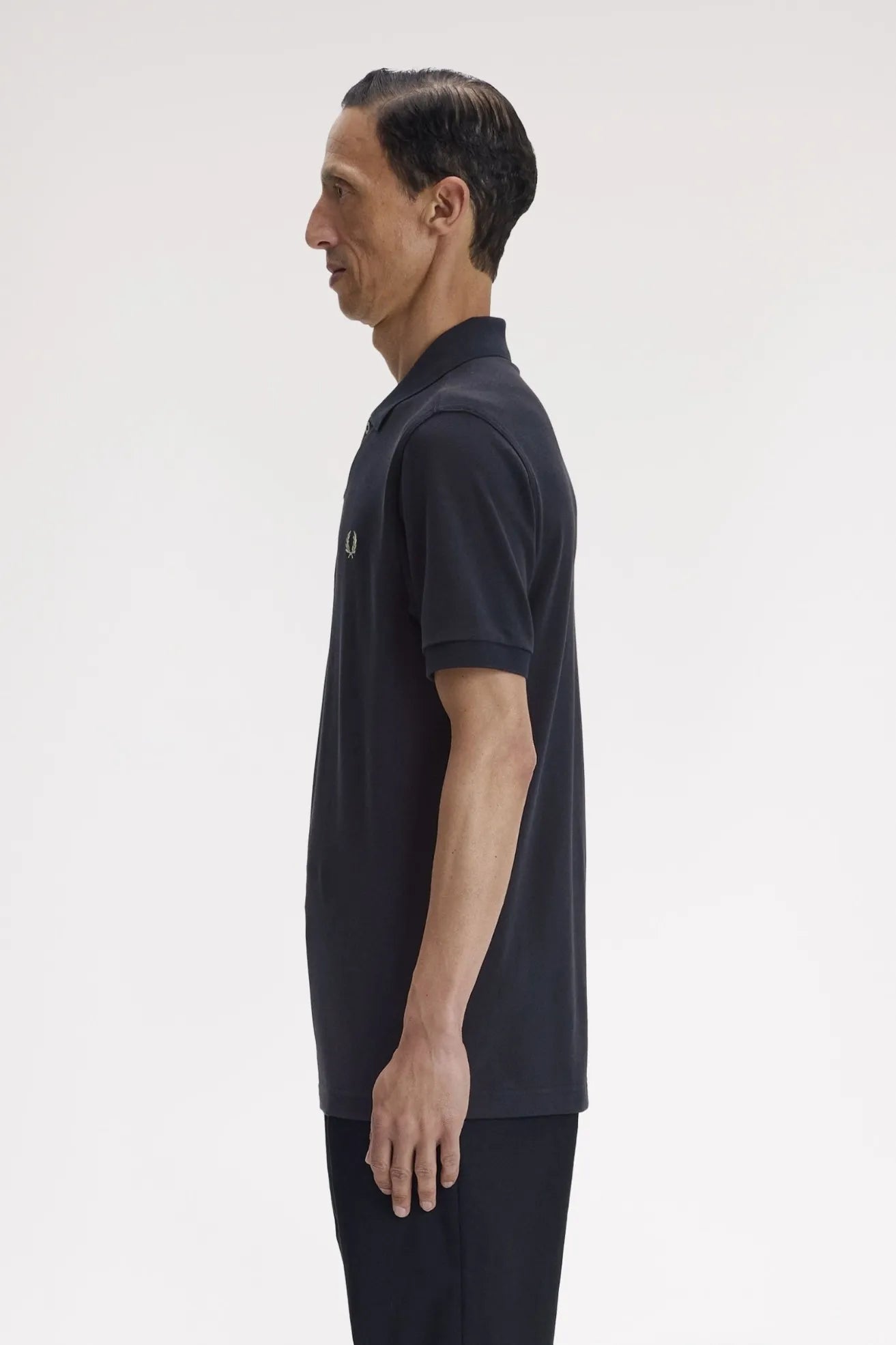 Fred Perry Polo Hombre M6000 Azul T73 Who killed Bambi?