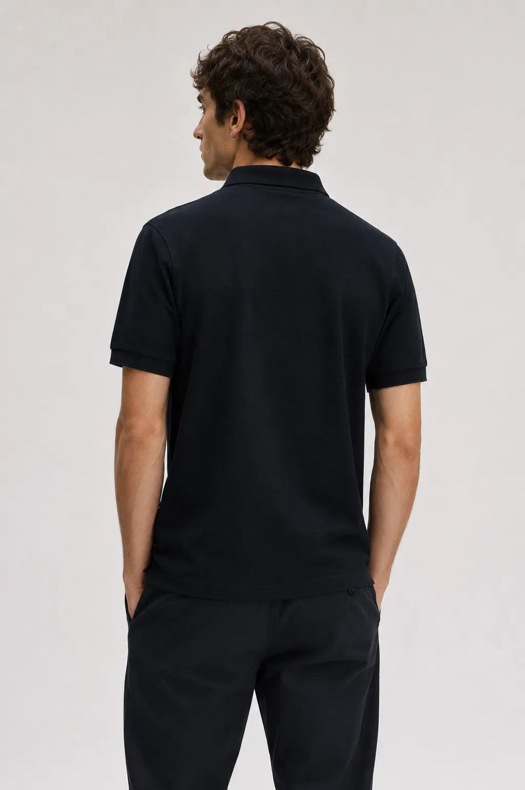 Fred Perry Polo Hombre M6000 Negro 130 Who killed Bambi?