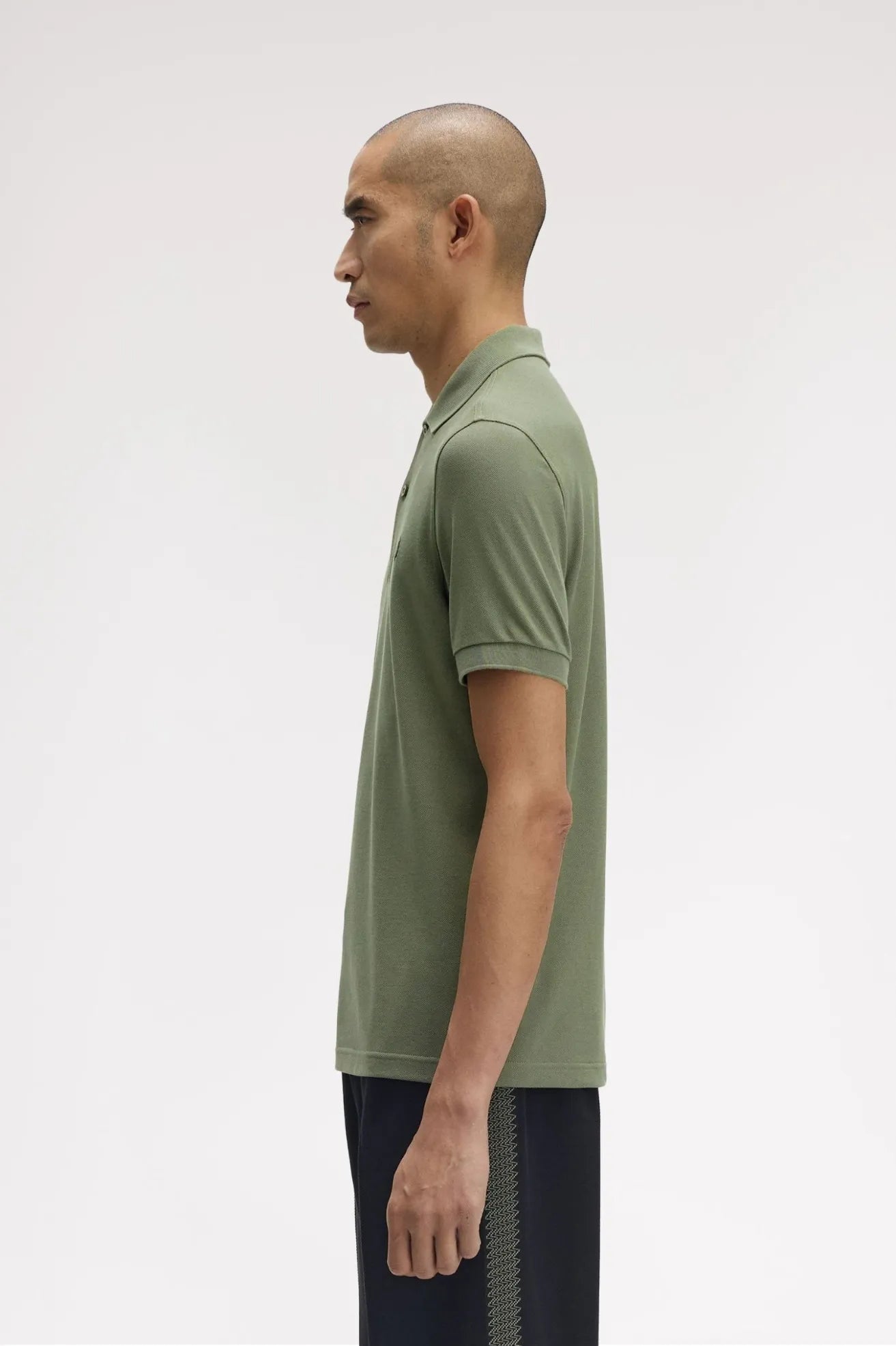 Fred Perry Polo Hombre M6000 Verde Z50 Who killed Bambi?
