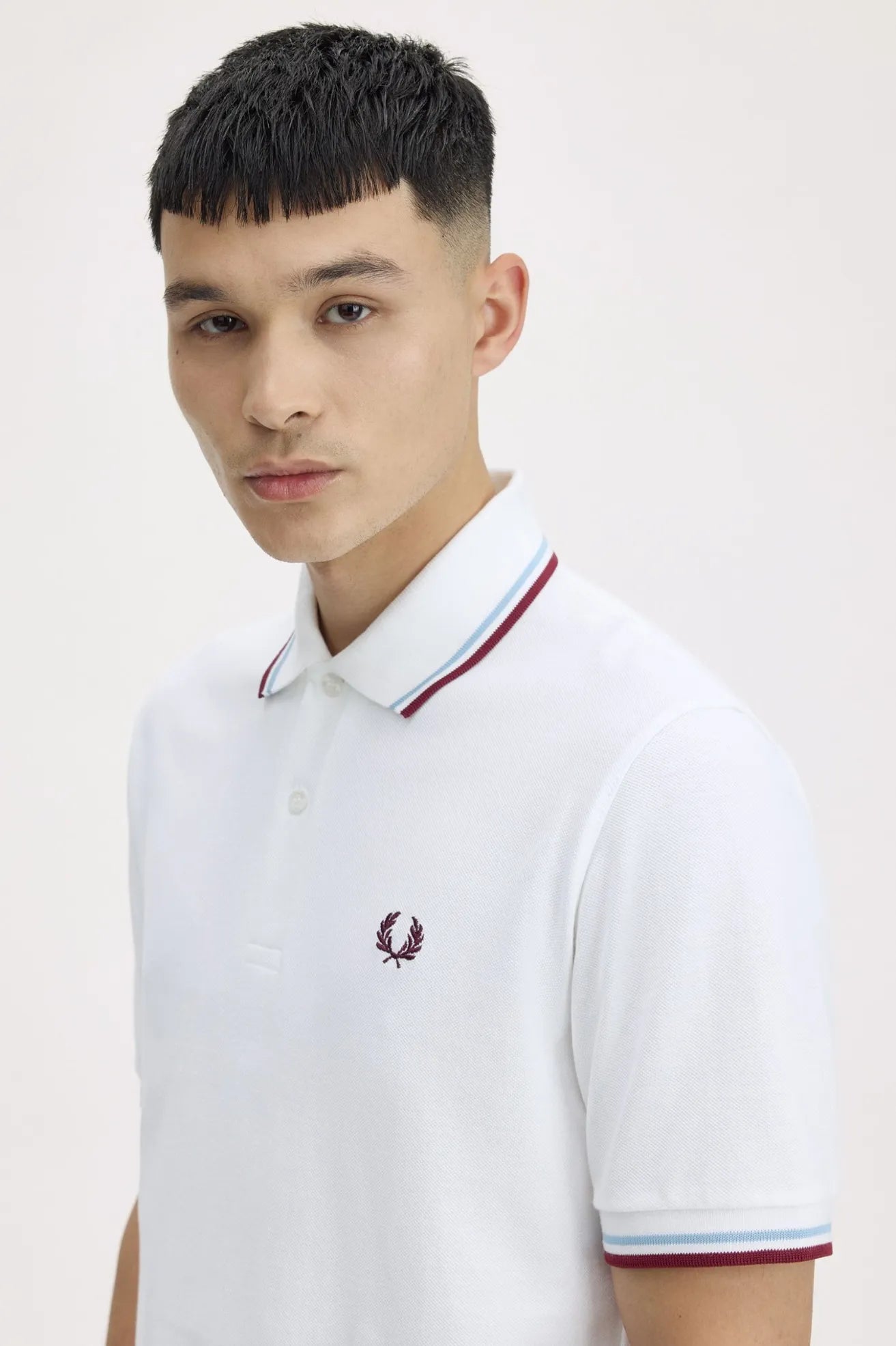 Fred Perry Polo Hombre Made In England M12 Blanco Who killed Bambi?