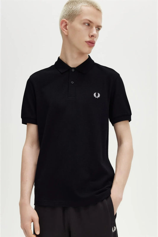 Fred Perry Polo Hombre Negro Who killed Bambi?