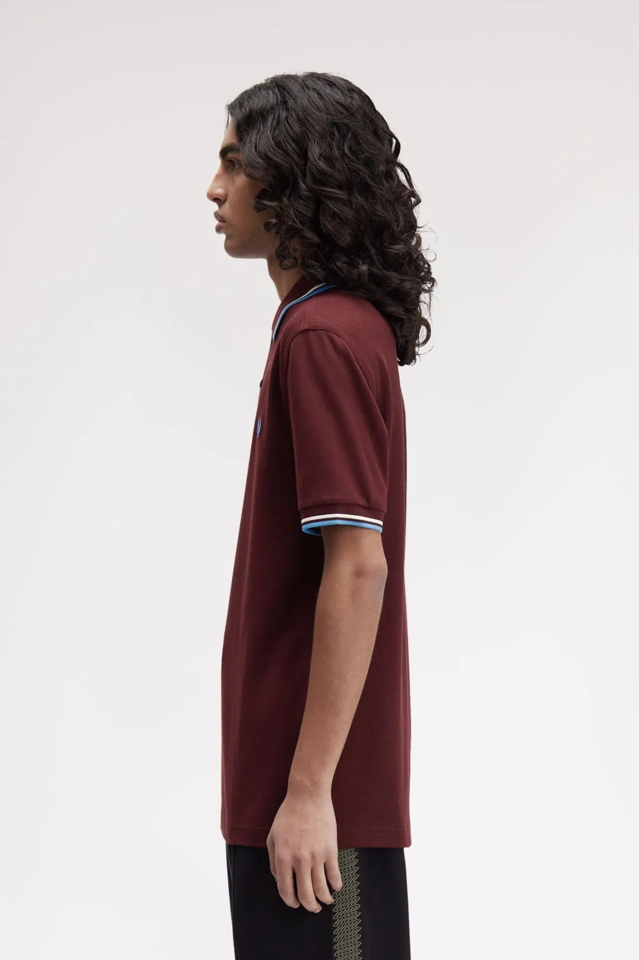 Fred Perry Polo M3600 Hombre Granate Z63 Who killed Bambi?