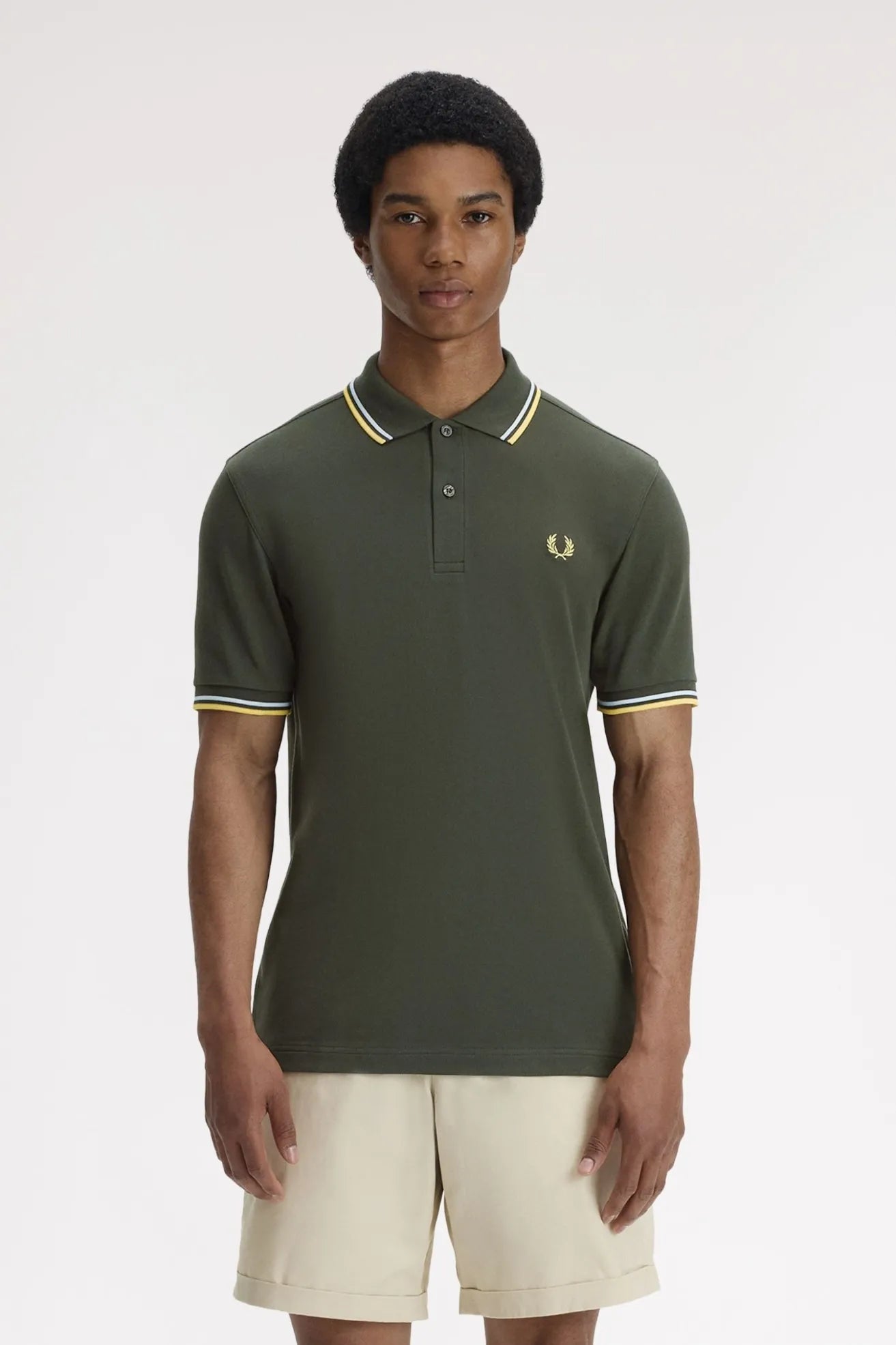 Fred Perry Polo M3600 Hombre Verde 05B Who killed Bambi?
