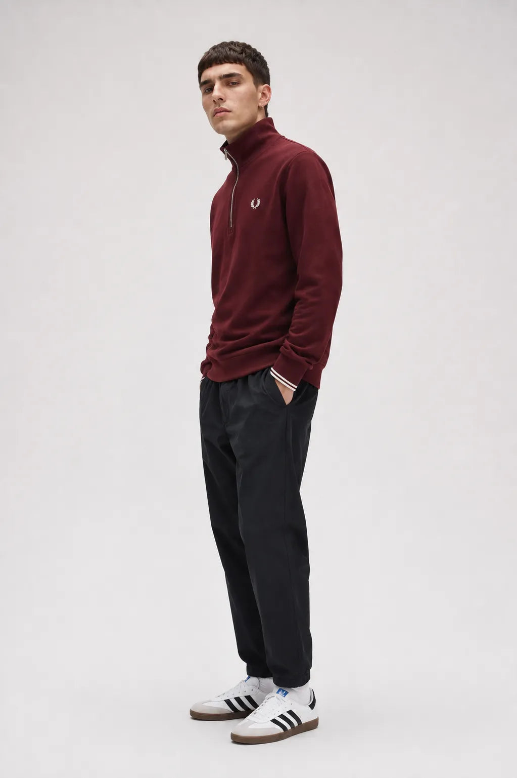Fred Perry Sudadera Hombre Media Cremallera Burdeos Who killed Bambi?