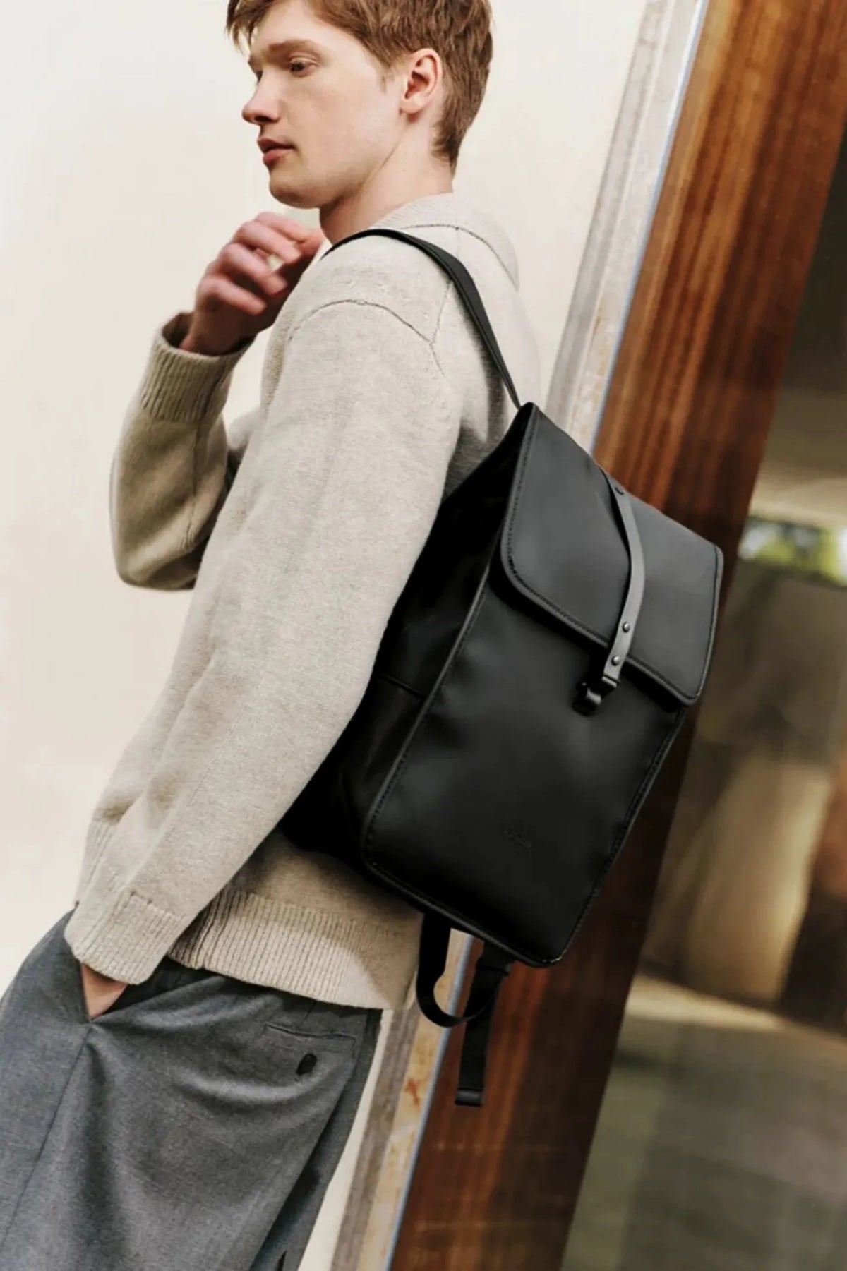 Gaston Luga Mochila Däsh Backpack 13" 14" Negra Who killed Bambi?