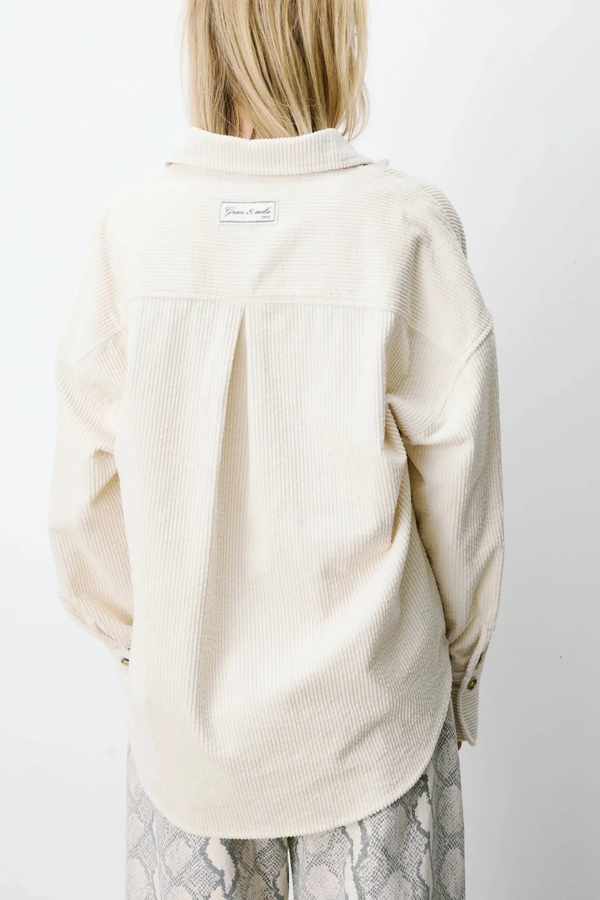Grace And Mila Camisa Mujer Pana Oversize Ange Beige Who killed Bambi?