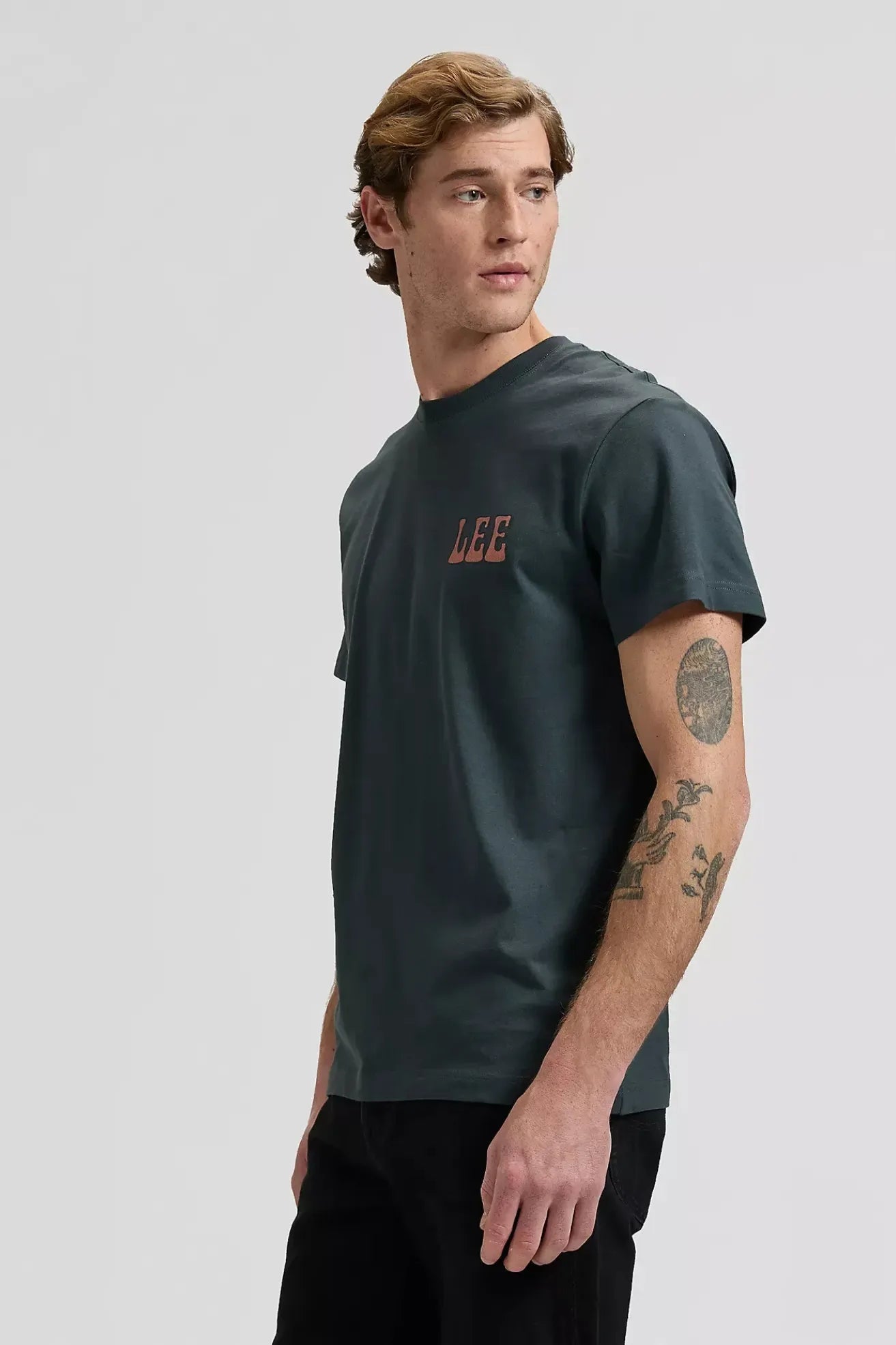 Lee Workwear Camiseta Hombre Vinyl Negra Who killed Bambi?