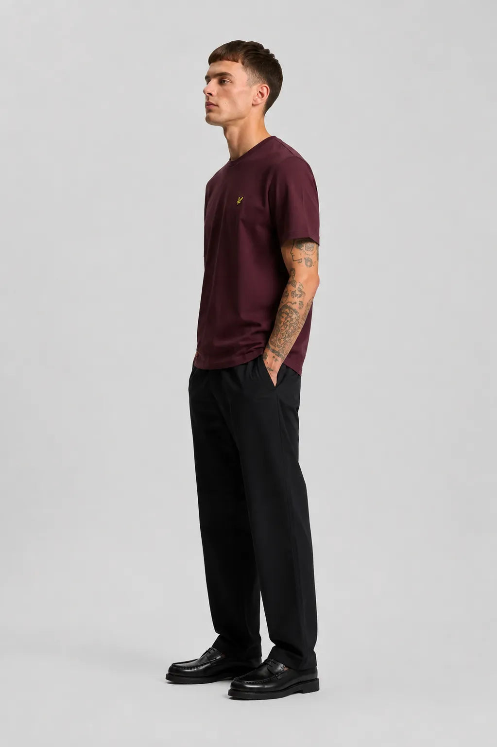 Lyle and Scott Camiseta Hombre Burdeos Who killed Bambi?