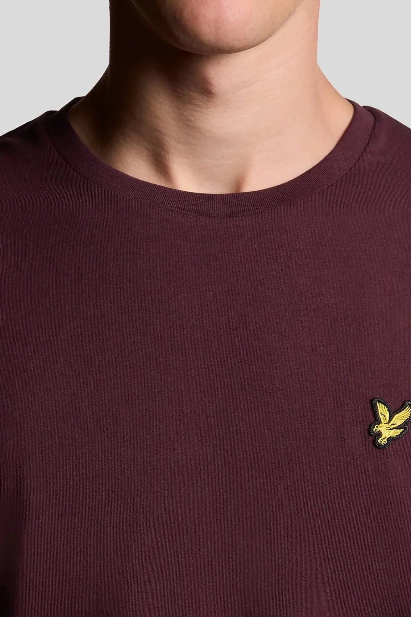 Lyle and Scott Camiseta Hombre Burdeos Who killed Bambi?