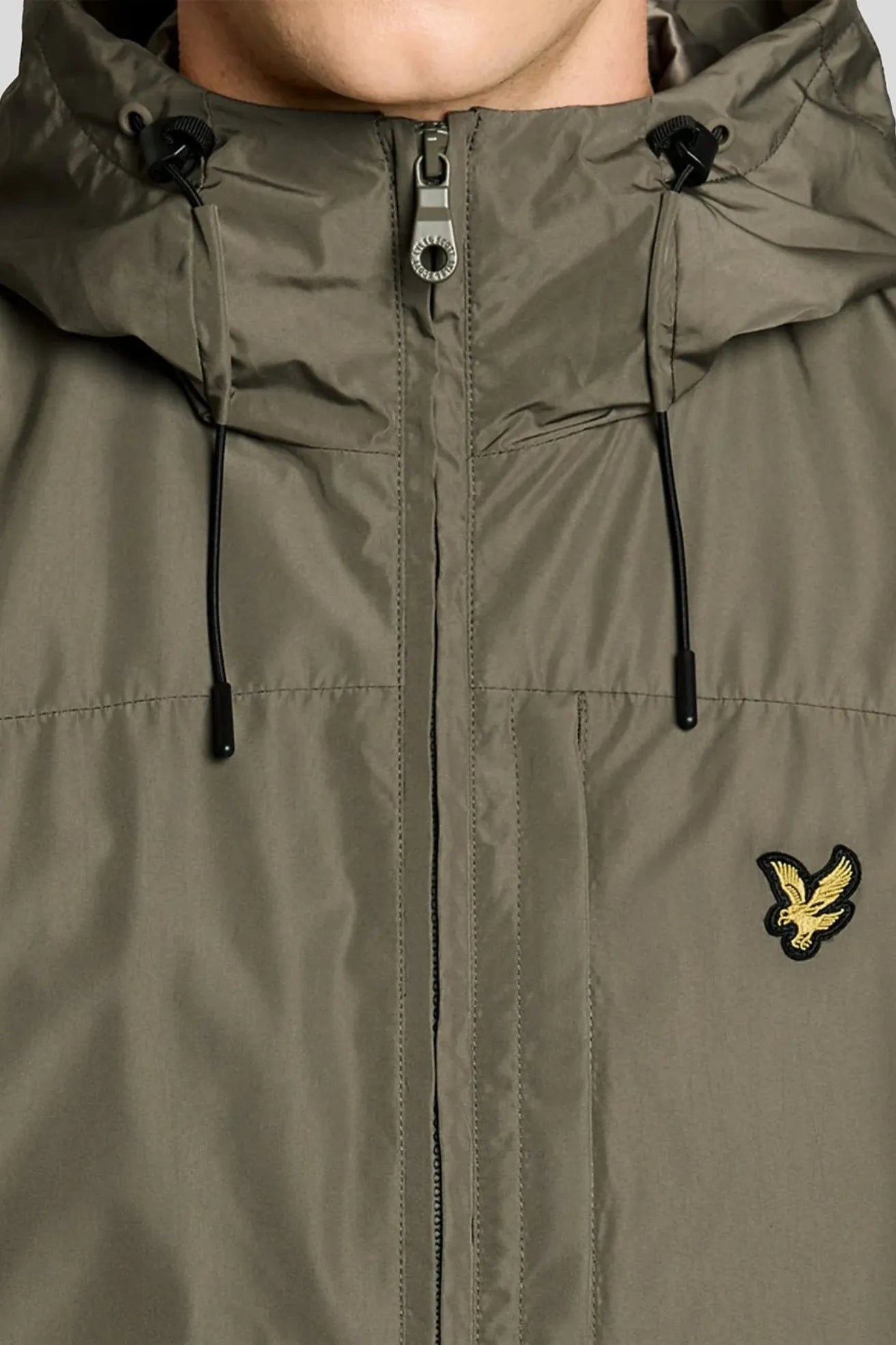 Lyle and Scott Chaqueta Hombre Lightweight Hooded Khaki Who killed Bambi?