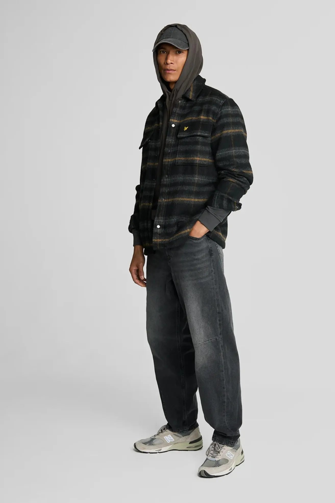 Lyle and Scott Sudadera Hombre Capucha Gris Gunmetal Who killed Bambi?