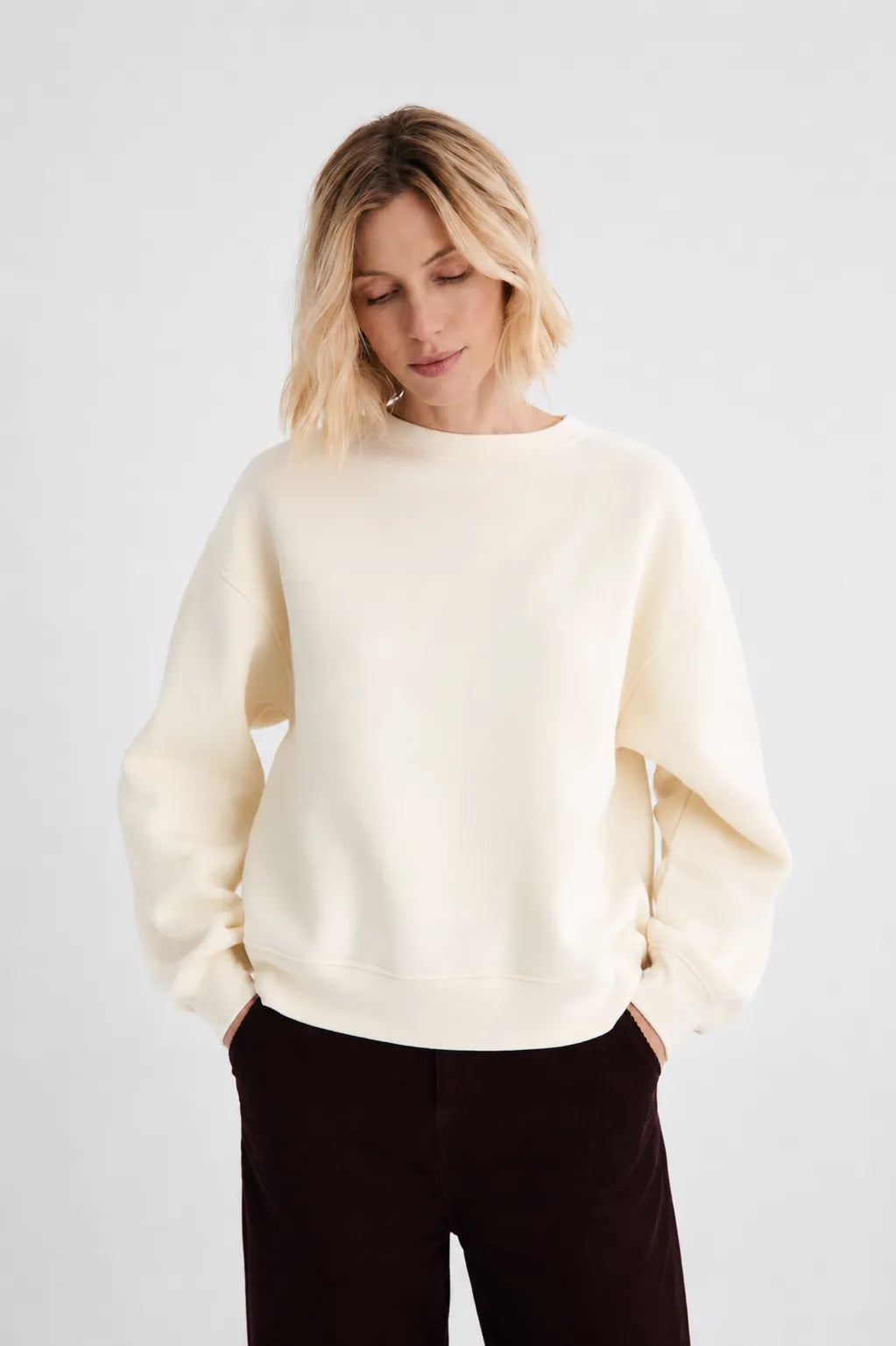 Mus & Bombon Sudadera Mujer Grace Beige Who killed Bambi?