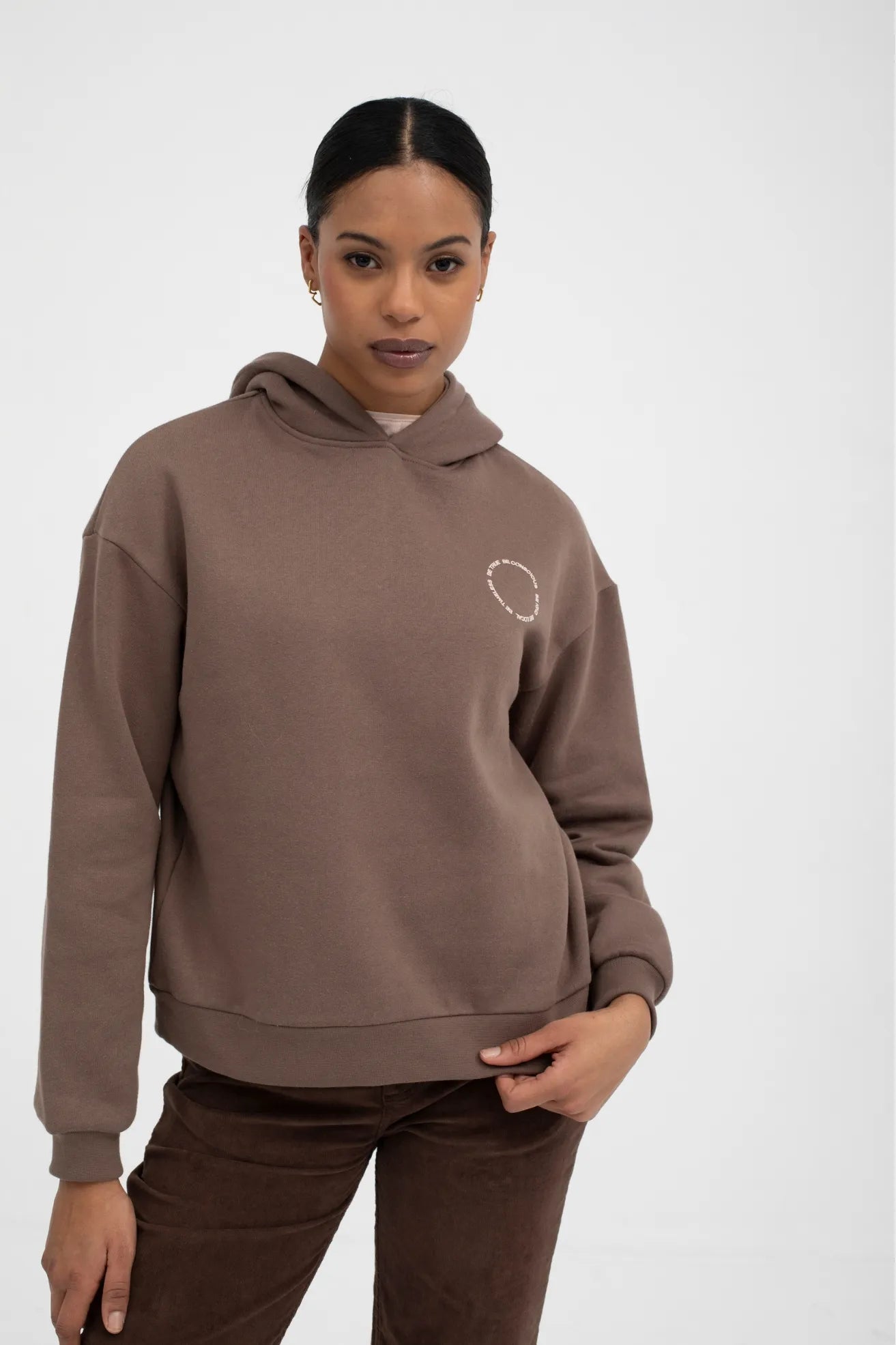 Mus & Bombon Sudadera Mujer Primrose Marrón Who killed Bambi?