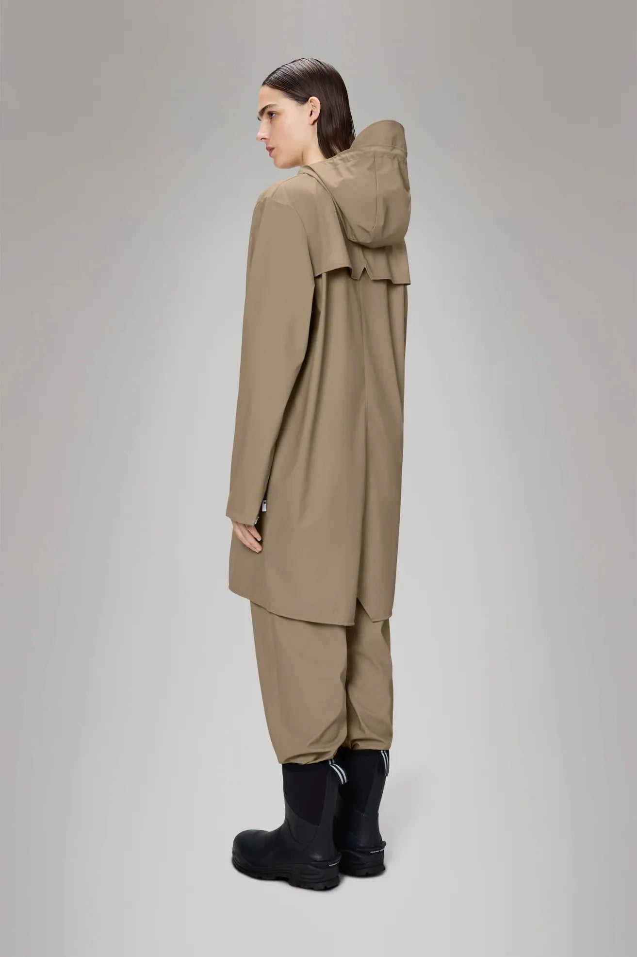 Rains Chubasquero Long Jacket Beige Who killed Bambi?