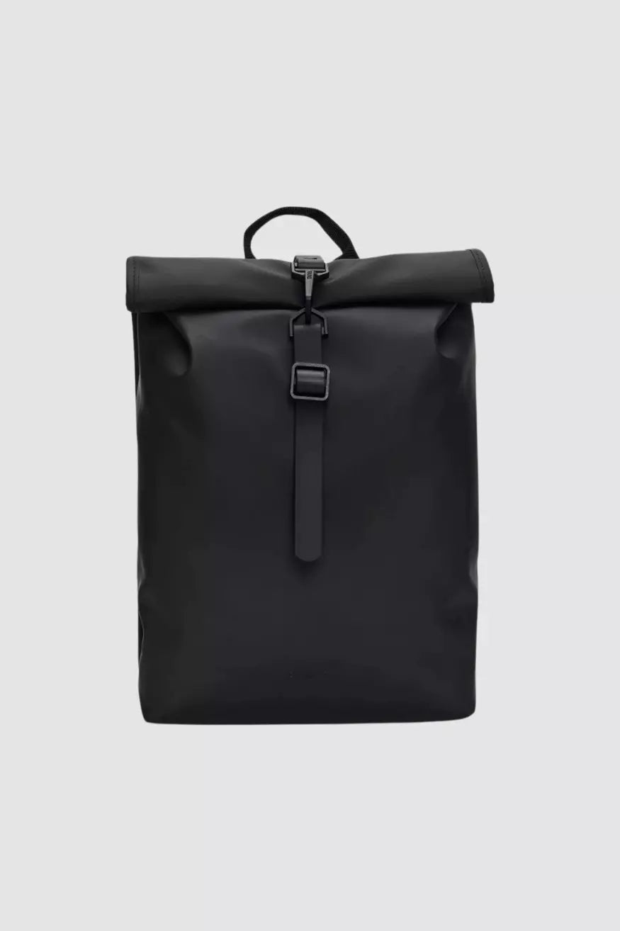 Rains Mochila Rolltop Rucksack Mini Negra Who killed Bambi?