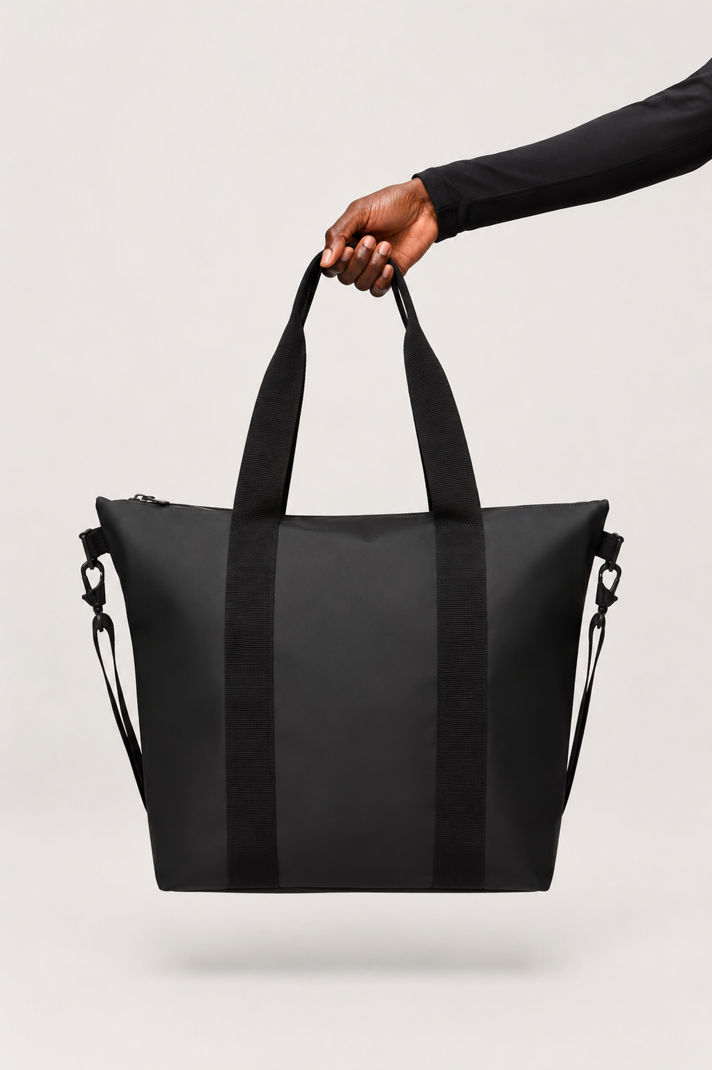 Rains Tote Bag Mini Negra Who killed Bambi?